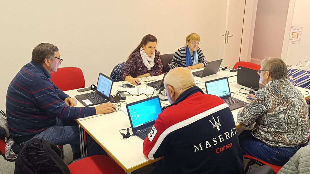 EDV für zugewanderte Senior:innen