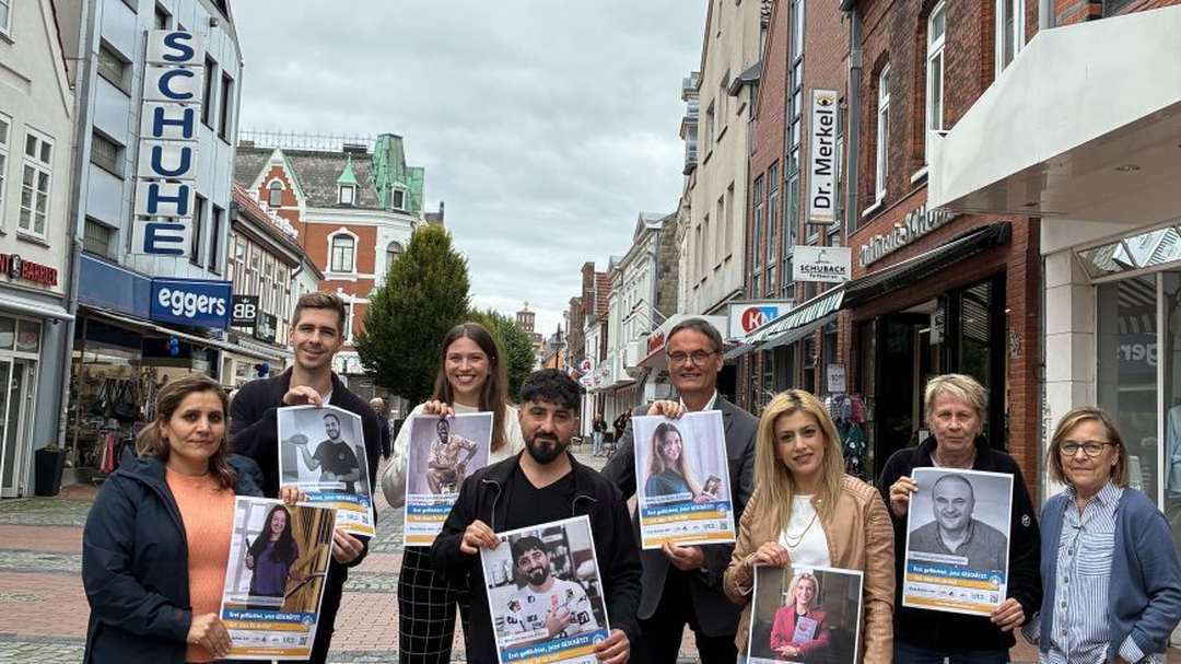 Plakatkampagne: Erst geflüchtet – jetzt GESCHÄTZT | Gut, dass DU da bist!